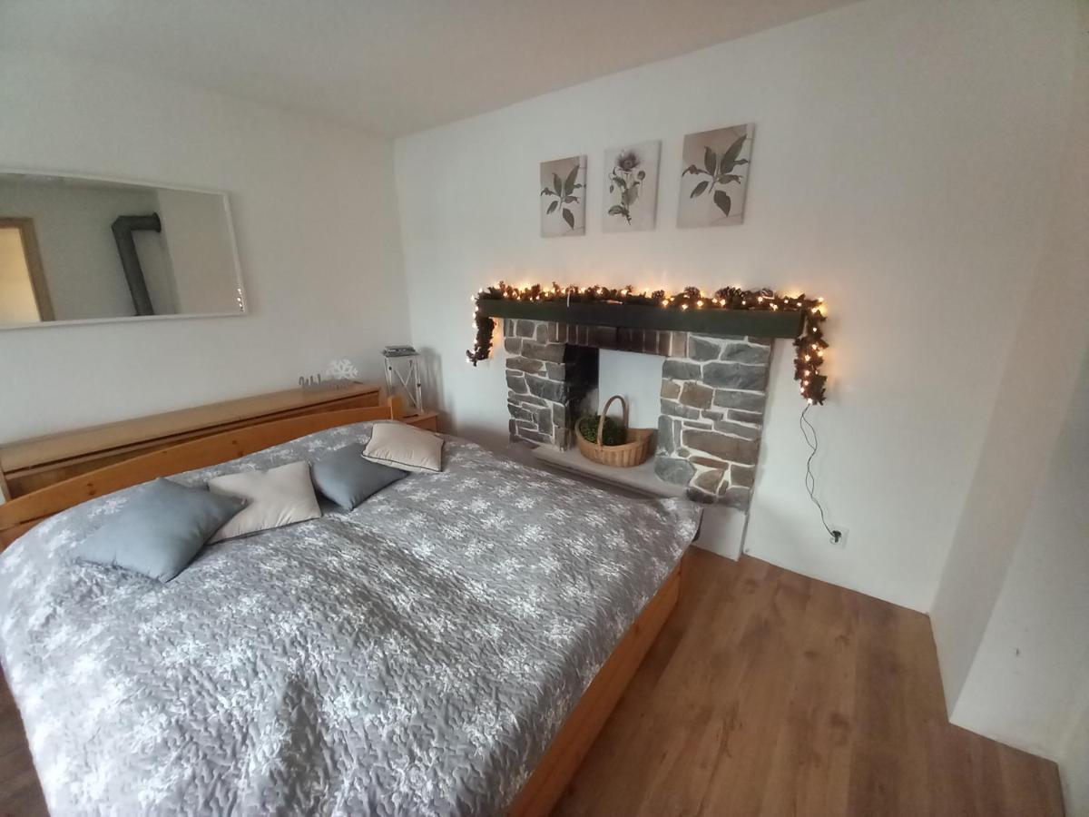 Chalupa Nela Apartmany Haj U Loucne Pod Klinovcem Лоучна-под-Кліновцем Екстер'єр фото